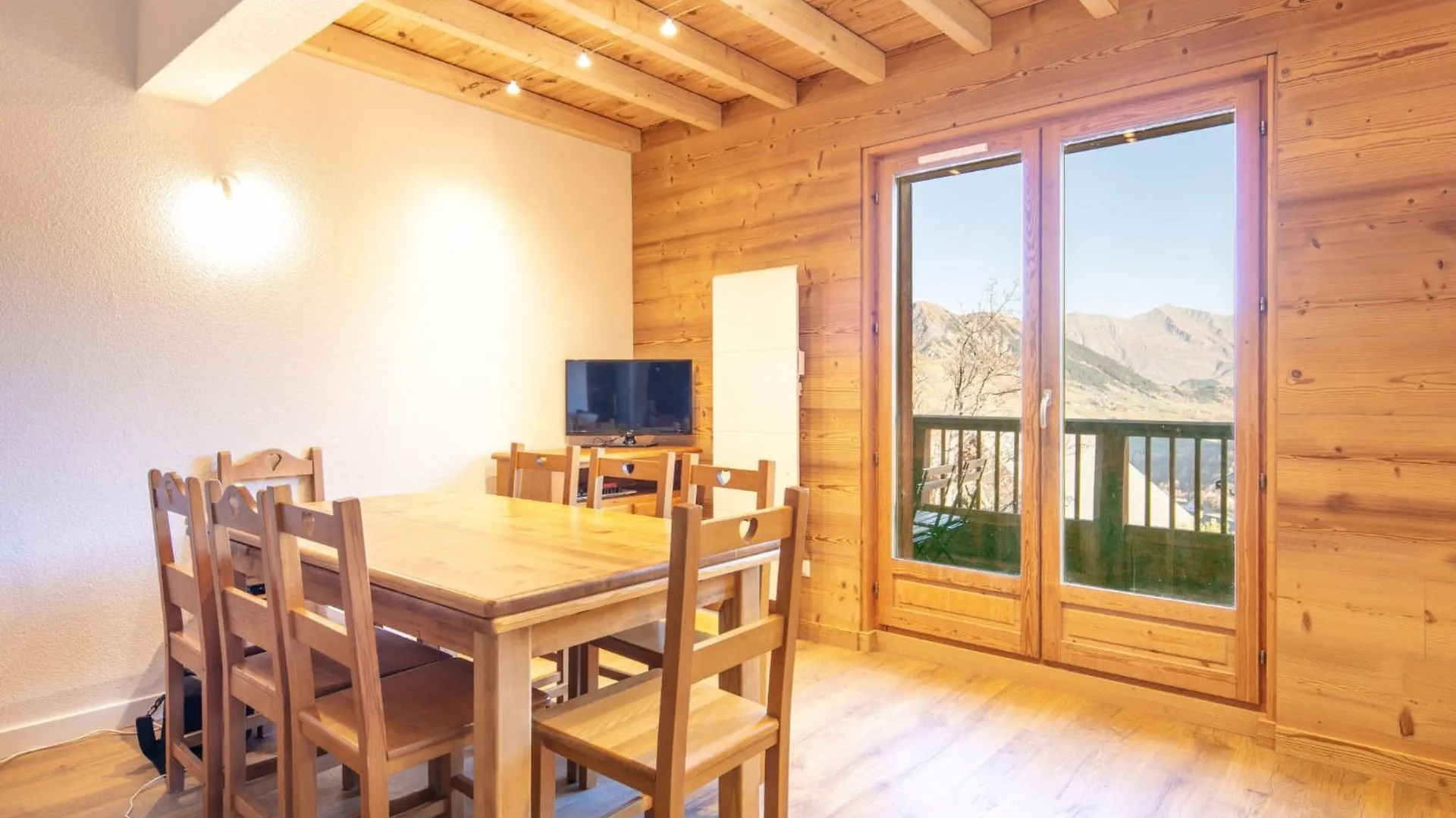 Apartment Les Tetras By Interhome Saint-Sorlin-d'Arves France